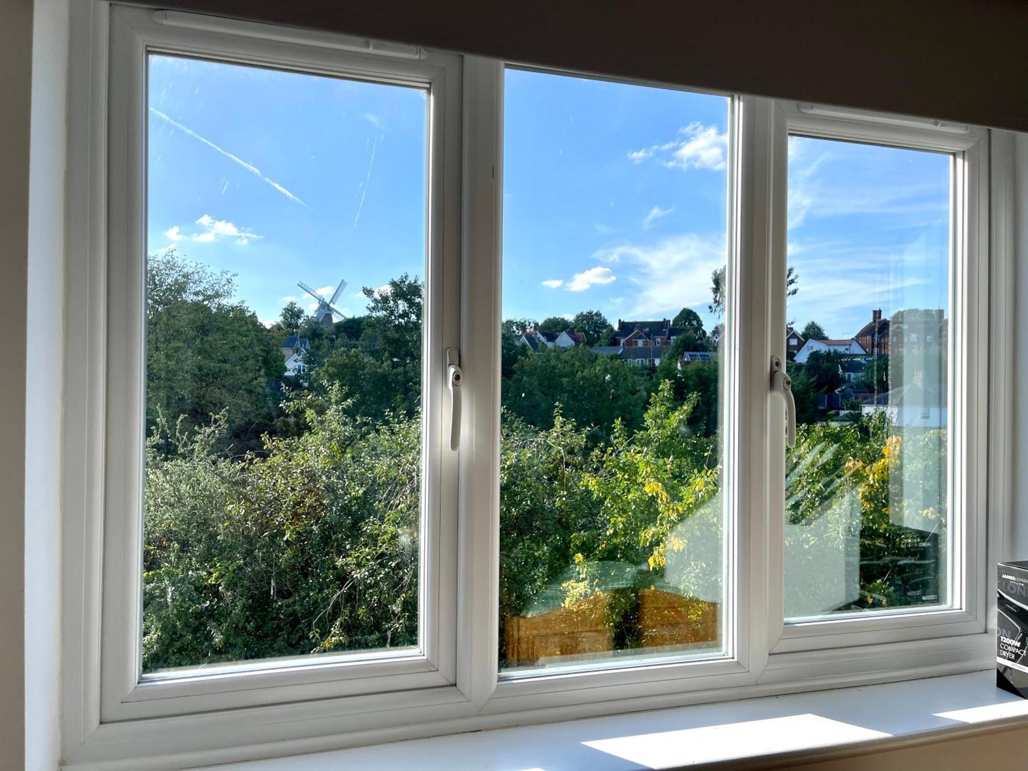 Large 5 Bed Detached House Near Stansted Airport With Parking For 2 Vehicles! Stansted Stays スタンステッド・マウントフィーチェット エクステリア 写真